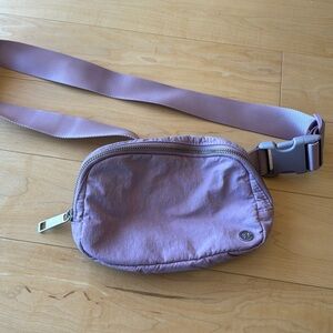 Lululemon belt bag